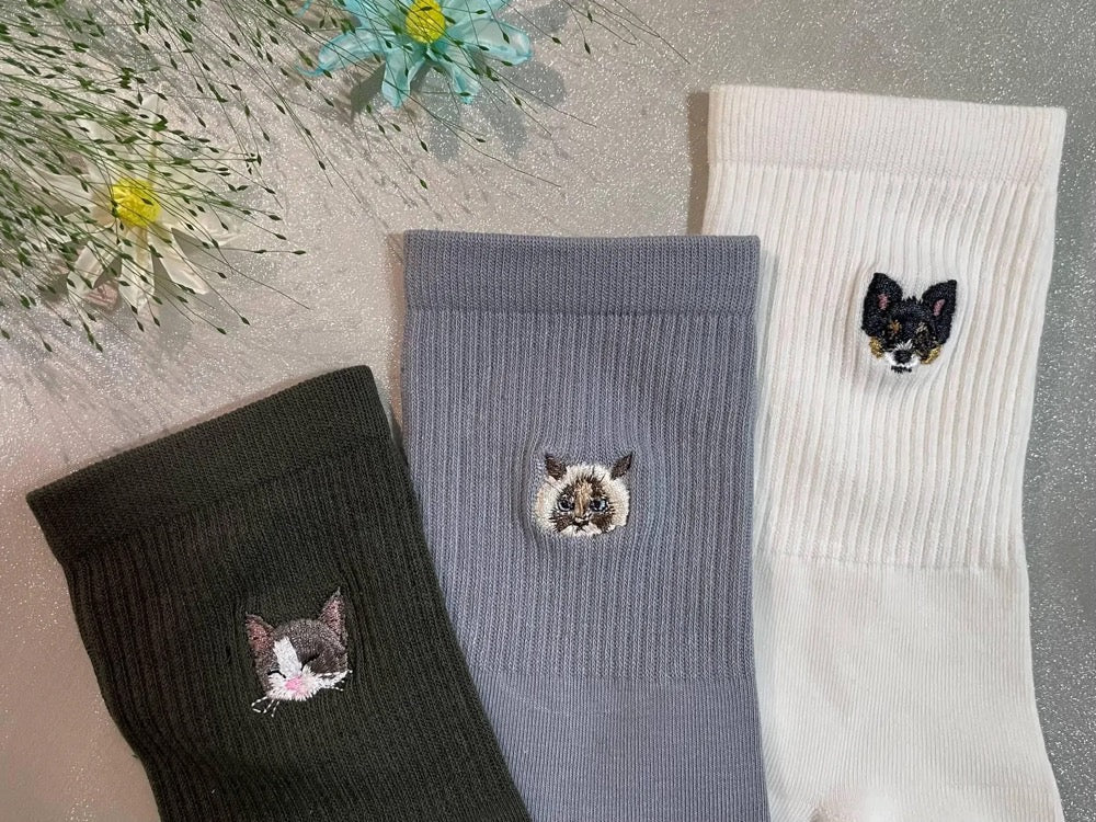 Custom Embroidered Pet Portrait Socks: Dog, Cat, Memorial Gift